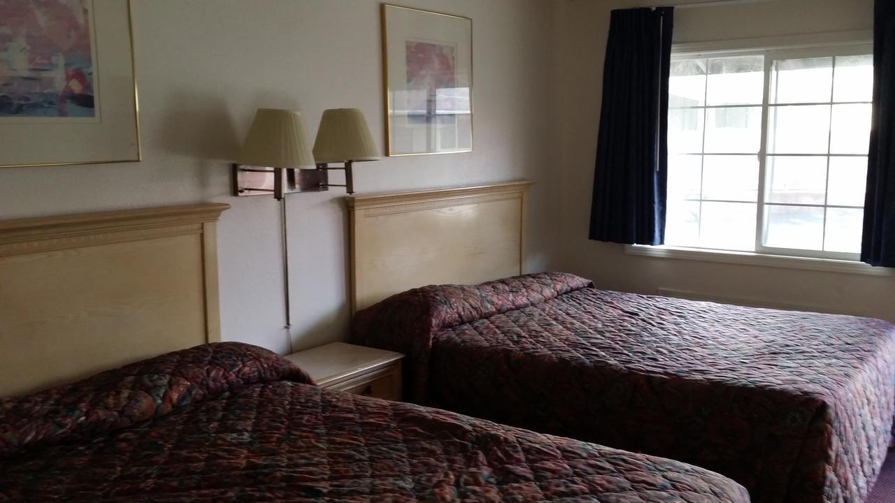 Redwood Inn 윌리츠 외부 사진