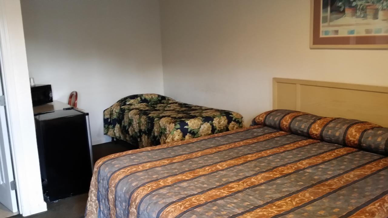 Redwood Inn 윌리츠 외부 사진